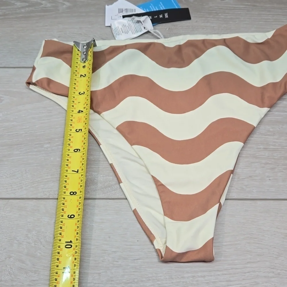 NWT O'Neill Women Wavy Stripe Tulum bottom Swim Bikini sz M